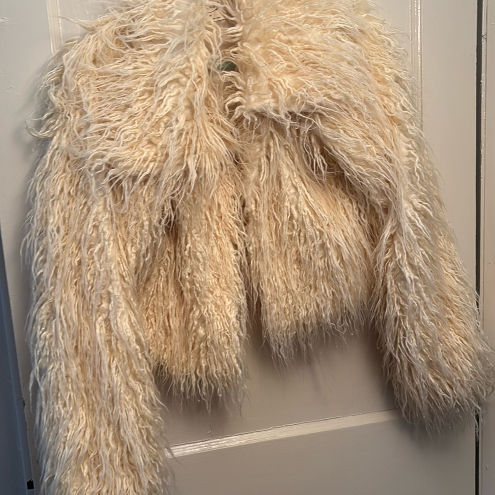 Women’s faux fur coat